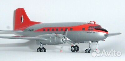 Модель самолета Ил-14 1/200 Модель самолета Ил-14 1/200