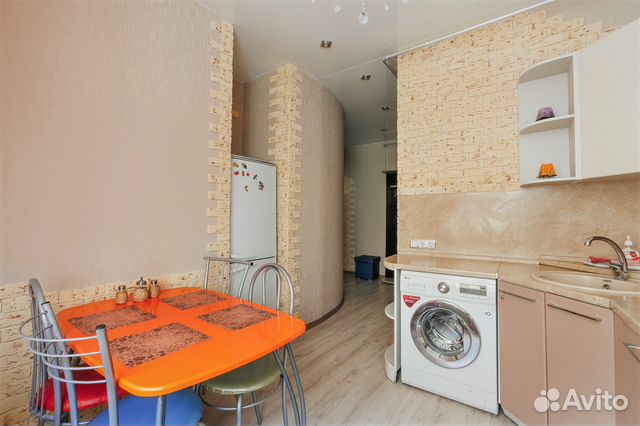 2-к квартира, 65 м², 2/5 эт.