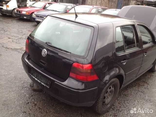 Дверь капот фара бампер Volkswagen Golf 4