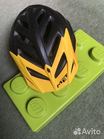 Велосипедный шлем Met 54-61