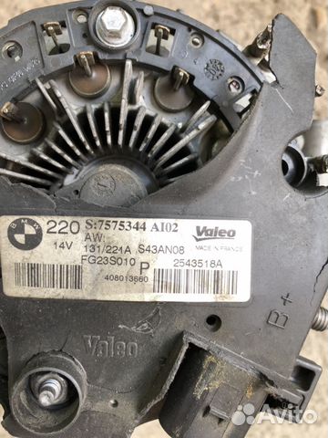 Генератор BMW 7 F01 n63b44a Генератор BMW 7 F01 n63b44a