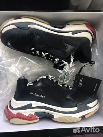 Кроссовки Balenciaga triple s оригинал Кроссовки Balenciaga triple s оригинал