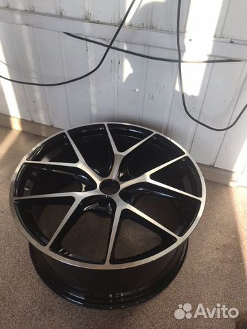 NEW Комплект Style HRE P101 R19 8.5j ET32 5*114.3 NEW Комплект Style HRE P101 R19 8.5j ET32 5*114.3