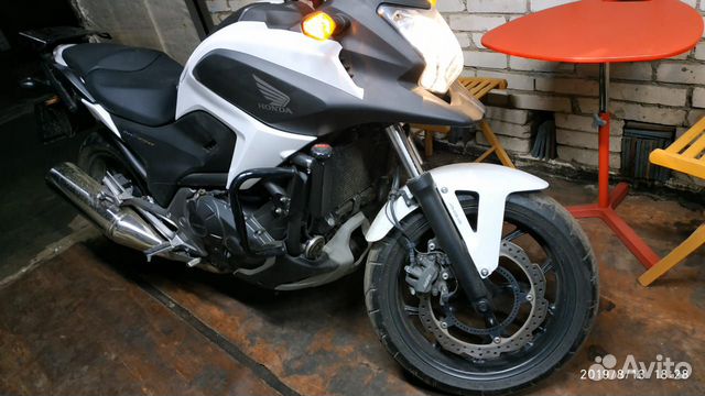 Мотоцикл Honda NC750XA ABS Мотоцикл Honda NC750XA ABS