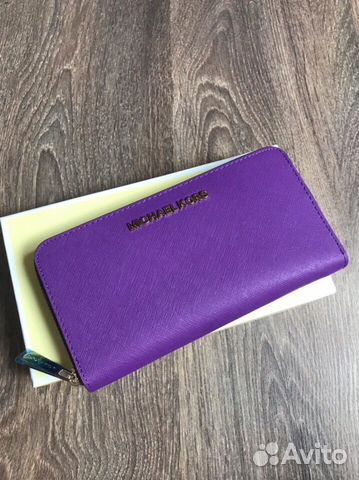 Кошелёк MK на молнии Кошелёк MK на молнии