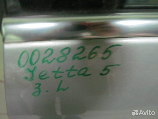 Дверь передняя левая VW jetta 5 бу