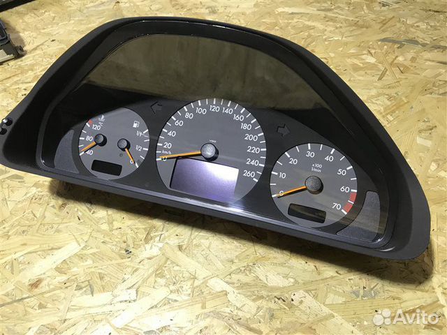 Панель приборов Mercedes-Benz E-Class W210 W210 Панель приборов Mercedes-Benz E-Class W210 W210
