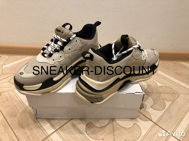 Кроссовки Balenciaga Triple S 36-40 Кроссовки Balenciaga Triple S 36-40