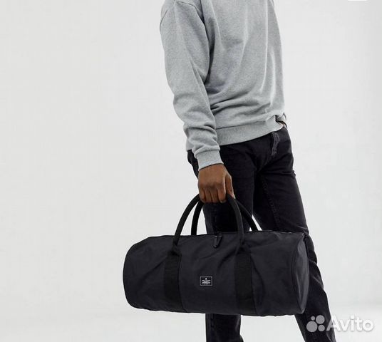 Сумка спортивная ASOS Сумка спортивная ASOS