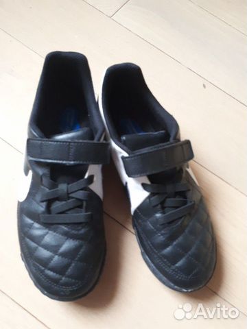 Nike кроссовки сороканожки 36,5