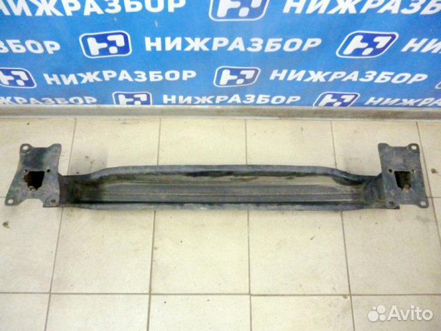 Усилитель бампера задний Volkswagen Jetta 6