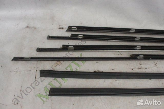 Молдинг стекла Mercedes E-Class W210 104.995 3.2L Молдинг стекла Mercedes E-Class W210 104.995 3.2L