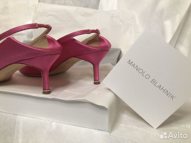 Туфли-лодочки Manolo Blahnik x Vetements Туфли-лодочки Manolo Blahnik x Vetements