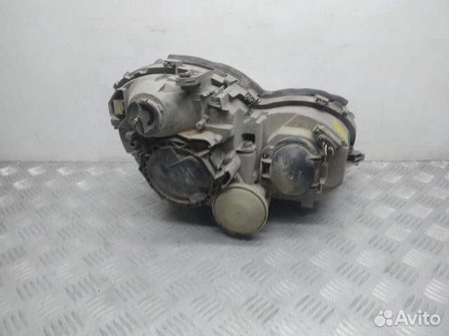 Фара левая Mercedes Benz C W203 2001-2004 Фара левая Mercedes Benz C W203 2001-2004