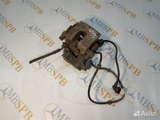 Суппорт задний левый Mercedes C-Class W205 OM651