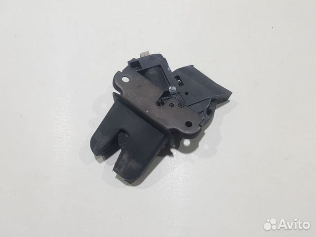 Замок багажника ауди а8 audi a8 Замок багажника ауди а8 audi a8