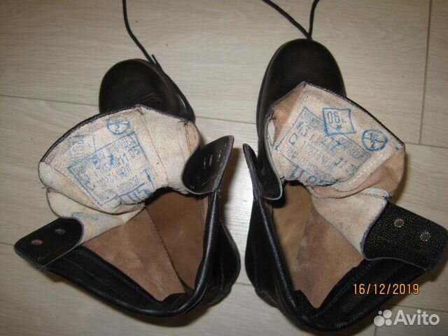 Берцы кожаные новые р.42,5