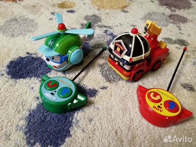 Машинки на радиоуправлении Robocar Poli