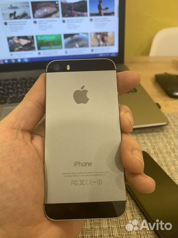 Телефон iPhone 5s Телефон iPhone 5s