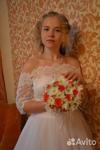 Свадебное платье
