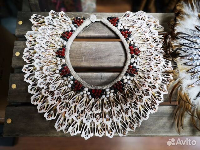 Этническое ожерелье из ракушек. Папуа - Новая Гвин Этническое ожерелье из ракушек. Папуа - Новая Гвин