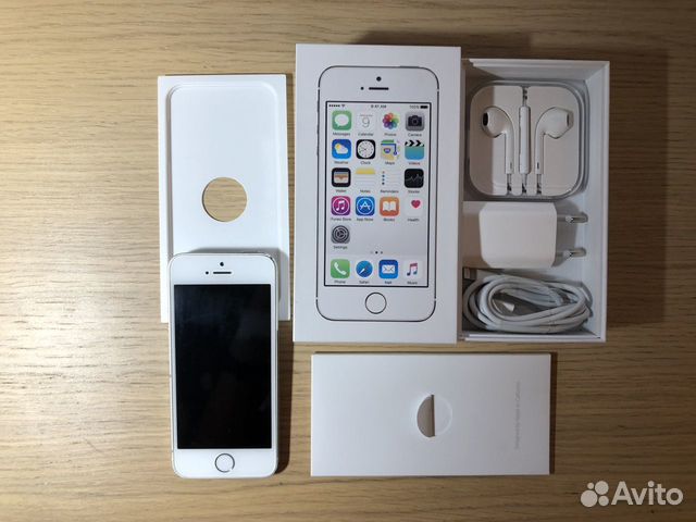 iPhone 5S 16GB серебристого цвета iPhone 5S 16GB серебристого цвета