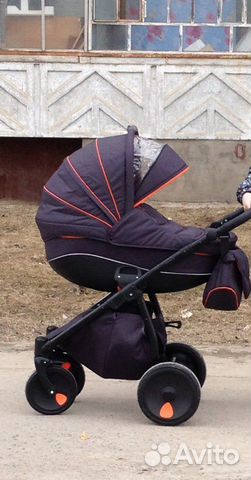 Коляска Zippy Tutis New 3в1