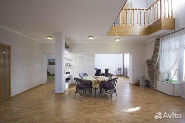 Коттедж 231.8 м² на участке 12 сот.