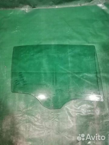 Стекло двери заднее правое BMW7 E65 2001-2008