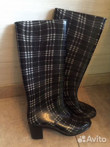 Резиновые сапоги