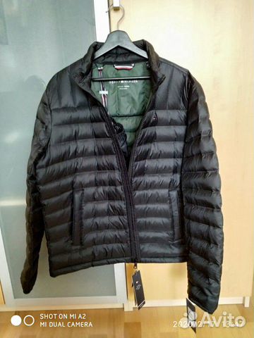 Пуховик Tommy Hilfiger. Размер L (48-50). Черный Пуховик Tommy Hilfiger. Размер L (48-50). Черный