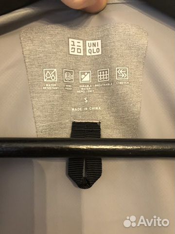 Плащ Uniqlo blocktech