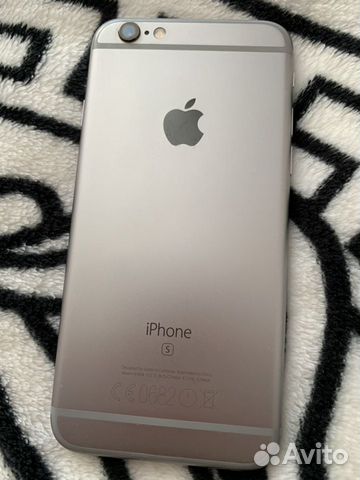 Телефон Айфон 6s