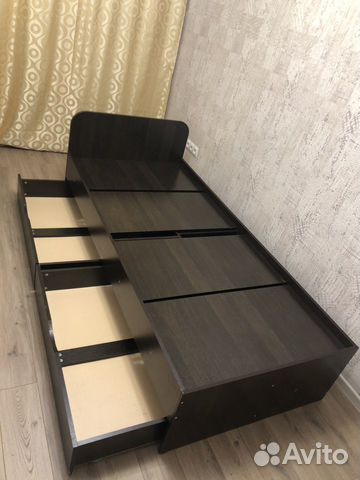 Кровать Кровать