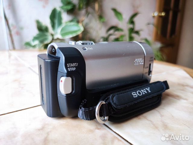 Видеокамера sony Handycam DCR - SX40E Видеокамера sony Handycam DCR - SX40E