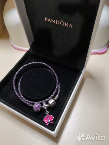 Браслет и шармы Pandora Браслет и шармы Pandora