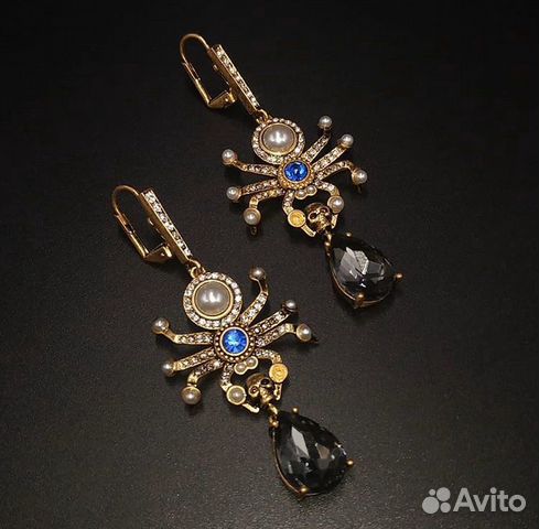 Серьги Alexander McQueen