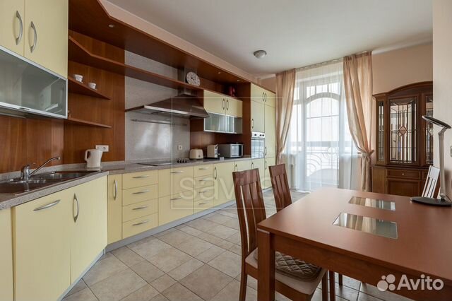 3-к квартира, 142 м², 2/8 эт.