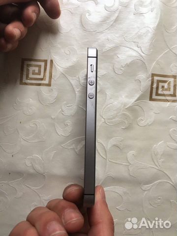 Телефон iPhone Телефон iPhone