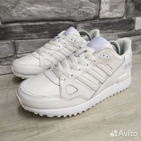 Кроссовки Adidas
