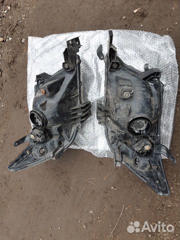 Фара правая левая Toyota Hilux 7 2004-2015 Фара правая левая Toyota Hilux 7 2004-2015