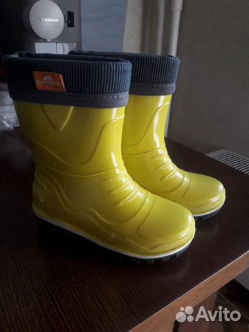 Резиновые сапоги