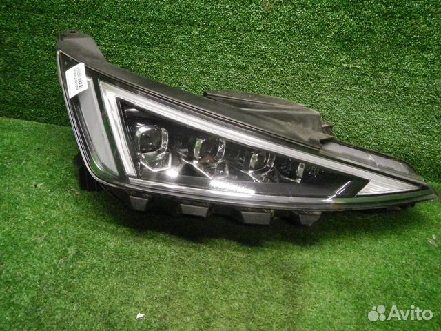 Фара правая Hyundai Elantra 6 (18-н.в) LED 92102F2