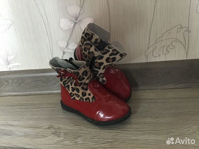 Сапоги осенние для девочки, Италия Сапоги осенние для девочки, Италия