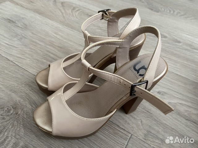 Туфли на каблуке Туфли на каблуке