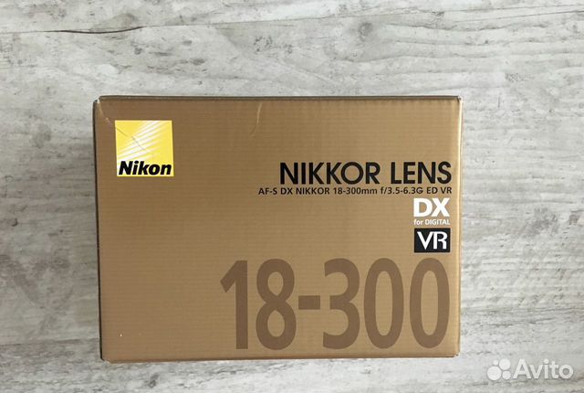 Новый Nikon AF-S DX 18-300mm f/3.5-6.3G ED VR Новый Nikon AF-S DX 18-300mm f/3.5-6.3G ED VR