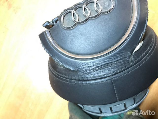 Подушка безопасности в руль Audi A8 D4 4H 3.0 tfsi Подушка безопасности в руль Audi A8 D4 4H 3.0 tfsi