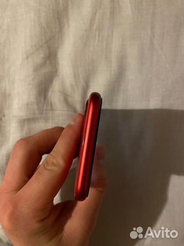 Телефон iPhone 11