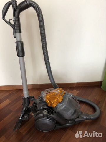 Пылесос Dyson DC19