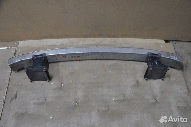 Усилитель бампера Мерседес мл 164 гл 164 Усилитель бампера Мерседес мл 164 гл 164